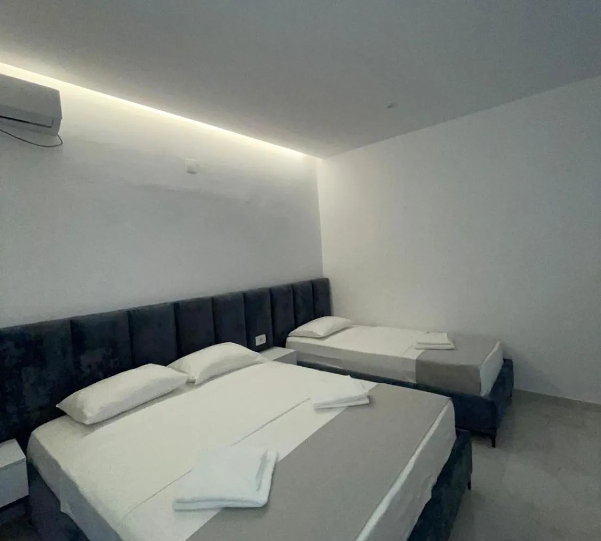 Vila Ori Ksamil 0*,  Albanië