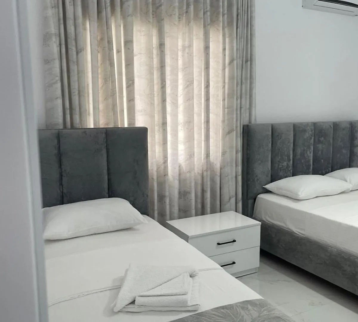 Vila Ori Ksamil 0*,  Albanië