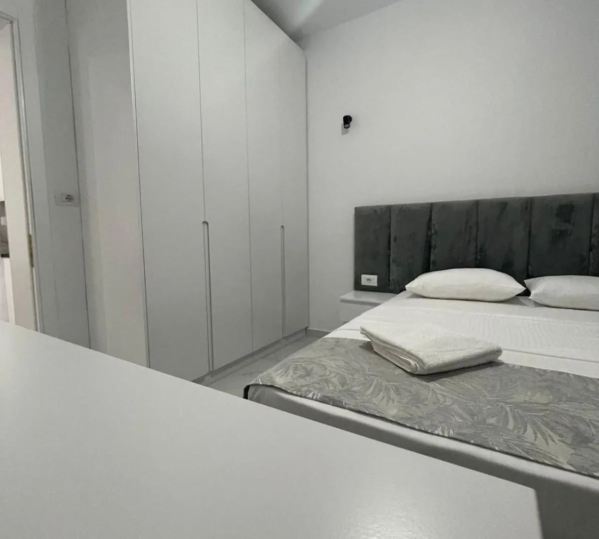 Guest house Vila Ori Ksamil